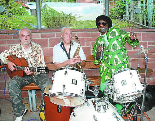 Dorffest 2014-Carlo und Band